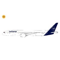 Gemini Jets 1/200 Lufthansa B787-9 D-ABPA (flaps down) Diecast Aircraft