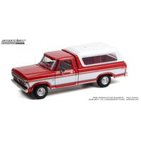 Greenlight 1/18 Candy Apple Red With White Accent 1975 Ford F-100 With Deluxe Box Cover