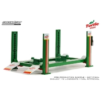 Greenlight 1/18 Turtle Wax Four Post Lift Diecast