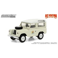 Greenlight 1/43 Ace Ventura When Nature Calls 1961 land Rover 88" Series 11A Station Wagon