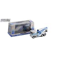 Greenlight 1/43 1984 Freightliner FLA 9664 Tow Truck - Silver with Blue Stripes Diecast