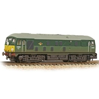 Graham Farish N Class 24/0 D5053 BR Two-Tone Green (Small Yellow Panels) - Weathered