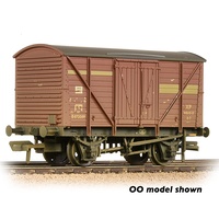 Graham Farish N BR 10T Insulated Ale Van BR Bauxite (Early) - Weathered