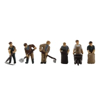 Graham Farish N 1940/50's Arable Farming Figures