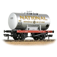 Graham Farish OO 14T Class A Anchor-Mounted Tank Wagon 'National Benzole' Silver
