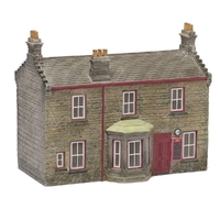 Graham Farish 1/76 North Eastern Railway Station