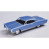 Hasegawa 1/24 1966 American Coupe Type P w/ Blond Girls Figure 52224 Plastic Model Kit