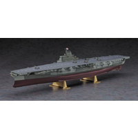 Hasegawa 1/450 Ijn Aircraft Carrier Shinano "80h Anniversary Of Keel Laid" (Bonus : A Pinbadge Is Included.)