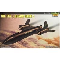 Mini Hobby Models 1/72 SR-71A (Blackbird)