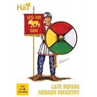 HaT 8100 1/72 Late Roman Medium Light Infantry Plastic Model Kit