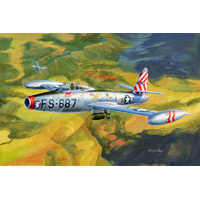 HobbyBoss 1/32 F-84E Thunderjet Plastic Model Kit [83207]
