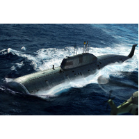 HobbyBoss 1/350 Russian Navy SSN Akula Class Attack Submarine Plastic Model Kit [83525]