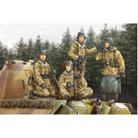 HobbyBoss 1/35 German Panzer Grenadiers Vol.1 Plastic Model Kit [84404]