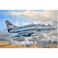 HobbyBoss 1/72 A-4M Sky Hawk Plastic Model Kit 87256