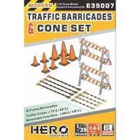 Hero Hobby E35007 1/35 Traffic Barricades & Cone Set Plastic Model Kit