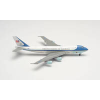 Herpa 1/500 United States Boeing VC-25A "Air Force One" 89th AW, Joint Base Andrews 82-8000 Diecast Aircraft