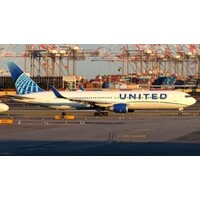 Herpa 1/500 United Airlines Boeing 767-300 Diecast Plane