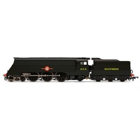 Hornby OO SR - Merchant Navy Class - 21C9 'Shaw Savill' (VE Day 80th Anniversary) Locomotive