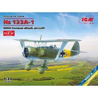 ICM 1/32 HS 123A-1 WWII German attack Plastic Model Kit