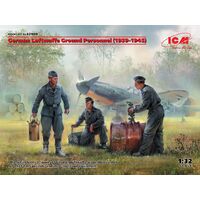 ICM 1/32 Luftwaffe Ground Personnel 1939-45. 3 figures Plastic Model Kit 32109