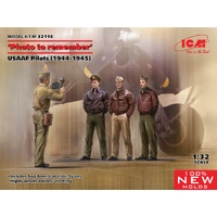 ICM 1/32 'Photo to Remember' USAAF Pilots (1944-1945) Plastic Model Kit