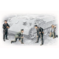 ICM 1/35 German Tank Crew (1943-1945) (4 Figures - 1 officer 1 unterofficer 2 soldiers) Plastic Model Kit