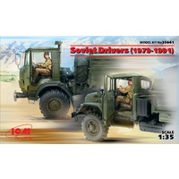 ICM 1/35 Soviet Drivers (1979-1991) (2 figures) 35641 Plastic Model Kit