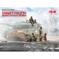 ICM 1/35 Leopard Crew Ukraine Plastic Model Kit