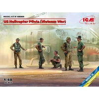 ICM 1/48 US Helicopter Pilots (Vietnam War) Plastic Model Kit