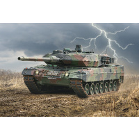 Italeri 1/35 Leopard 2A6 Tank Plastic Kit