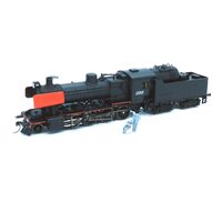 Ixion HO J550 Victorian Railways J Class 2-8-0 Oil Tenderm Footplate edge Red