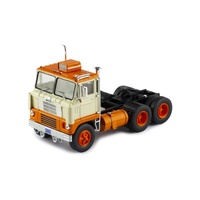 IXO Models 1/43 White 7400 1960 - Beige