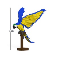 Jekca Blue-and-Gold Macaw 02S