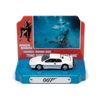 1/64 Spy Who Loved Me 1976 Lotus Espirit 007 James Bond Tin Diorama w/Car Movie