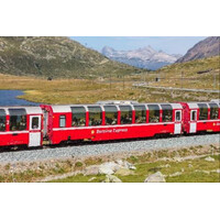 Kato N Rhaetian railways Bernina express 3 Train add on Pack 