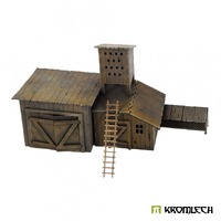 Kromlech Tabletop Scenics Poland 1939 WOODEN SHED WITH RABBIT CAGE AND PIGEON HOUSE 