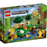 LEGO Minecraft The Bee Farm 21165