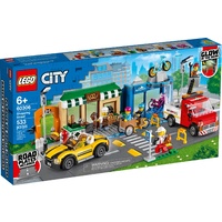 LEGO City Shopping Street 60306