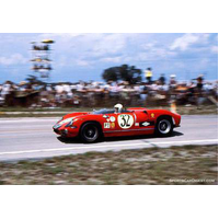Looksmart 1/43 Ferrari 275P - #32, Ed Hugus - Tom O’Brien - Charlie Hayes - Paul Richards - Sebring 12H 1965 Diecast Car