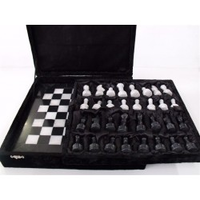 Chess Set Onyx 12in Black / White