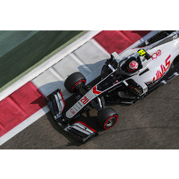 Minichamps 1/18 Haas F1 Team VF-20 - Kevin Magnussen - Abu Dhabi GP 2020 Diecast Model