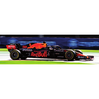 Minichamps 1/18 Red Bull Racing Honda RB16B - Max Verstappen Mexican GP 2021 Diecast Model