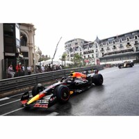 Minichamps 1/18 Oracle Red Bull Racing RB18 - Sergio Perez - Monaco GP 2022 W /RAIN Tyres