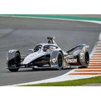 Minichamps 1/43 Formula E Season 7 – Mercedes-Benz Eq – Nyck De Vries Diecast Car