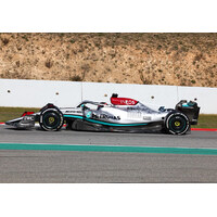 Minichamps 1/43 Mercedes-AMG Petronas Formula One Team F1 W13 E Performance - George Russell  - Bahrain GP 2022 Resin Car
