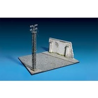 Miniart 1/35 Street section w/Wall 36052 Plastic Model Kit
