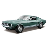 Maisto 1/18 1967 Ford Mustang Fastback - Green - Diecast