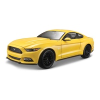 Maisto 1/18 Ford Mustang Coupe 2015 - Yellow - Diecast