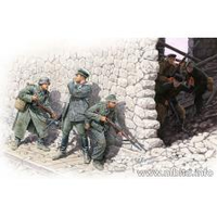 Master Box 3571 1/35 Who's that?, German Mountain Troops & Soviet Marines, spring 1943