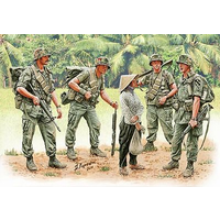 Master Box 1/35 Patroling. Vietnam War series Plastic Model Kit 3599